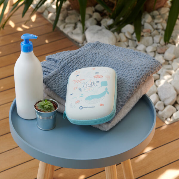 Trousse de soin Water world bleue (5 accessoires) Bébé confort – Image 4